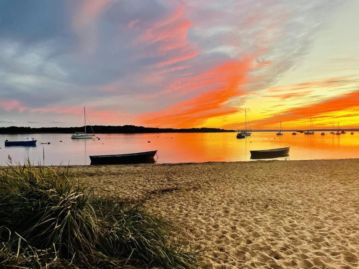 Poole Harbour View Lodge At Rockley Park מראה חיצוני תמונה